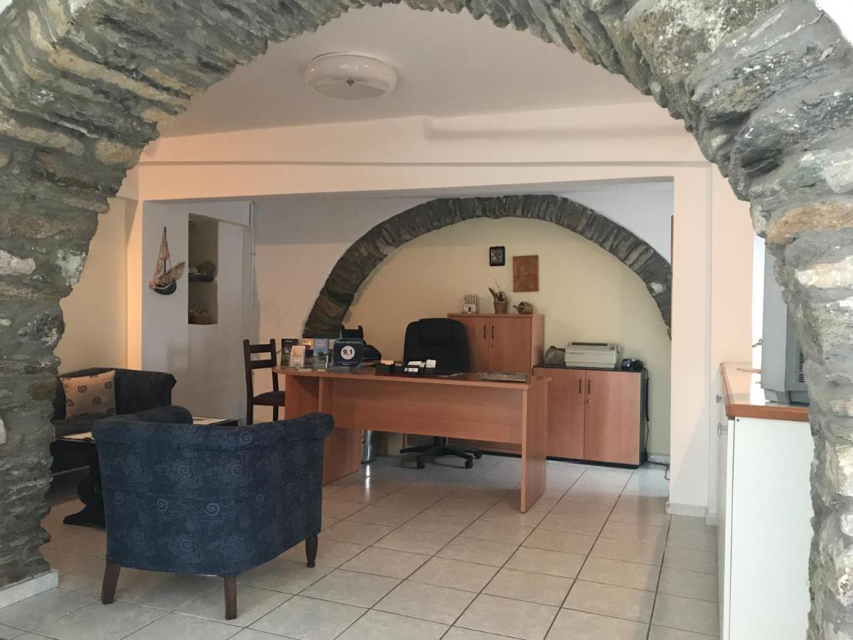 Manto Apartments Tínos Eksteriør bilde