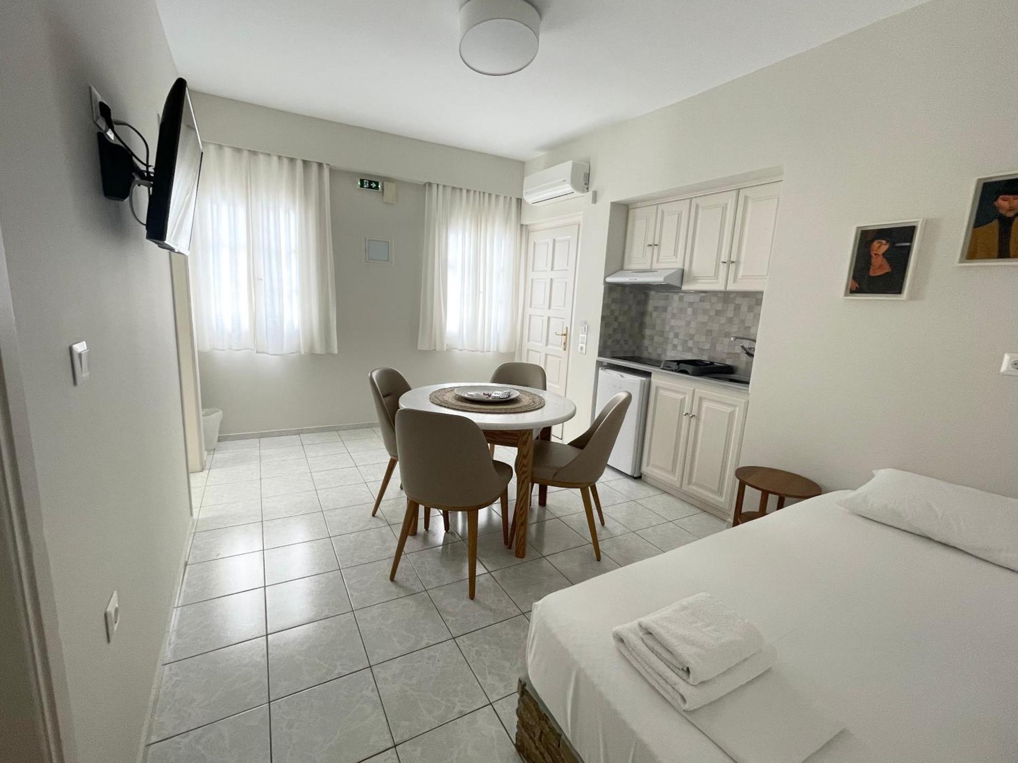 Manto Apartments Tínos Eksteriør bilde