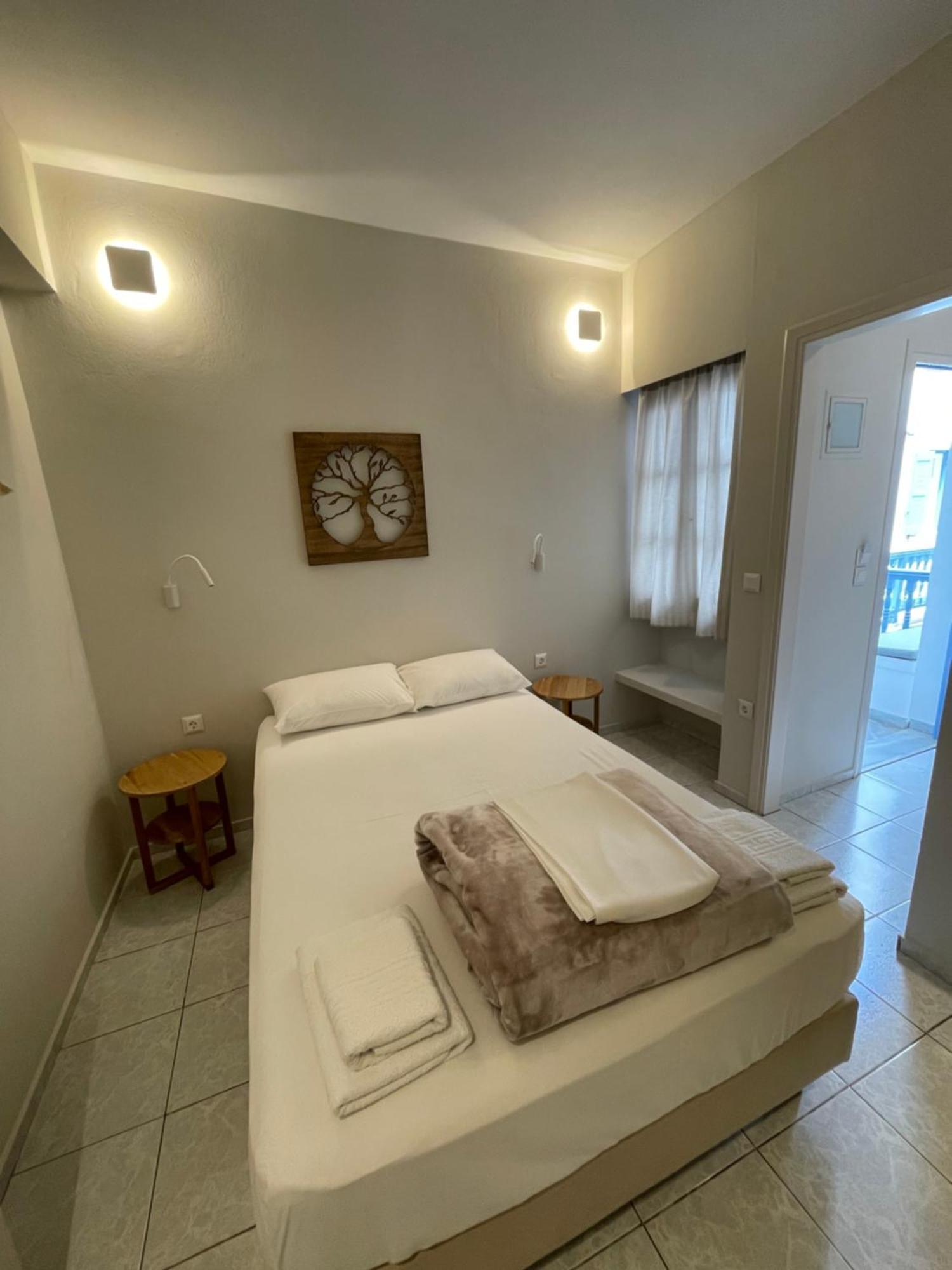 Manto Apartments Tínos Eksteriør bilde