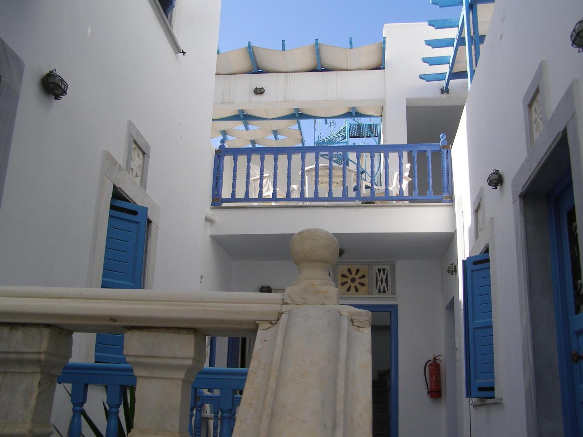 Manto Apartments Tínos Eksteriør bilde